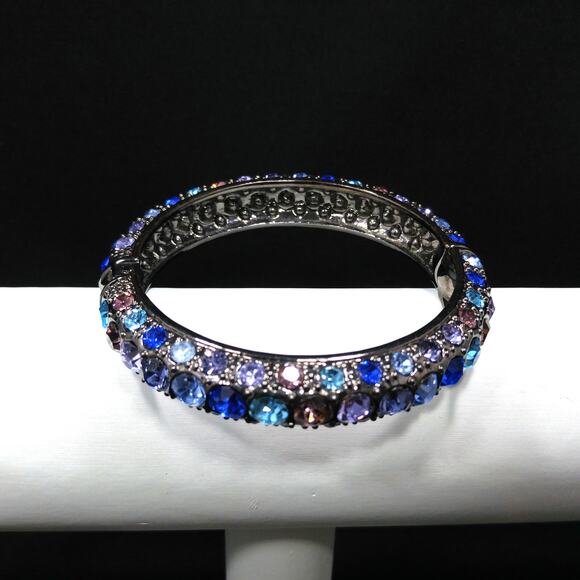 Vintage 1990s Rainbow Rhinestone Bracelet Hinged Magnetic Clasp 7.75" Statement - Picture 6 of 9